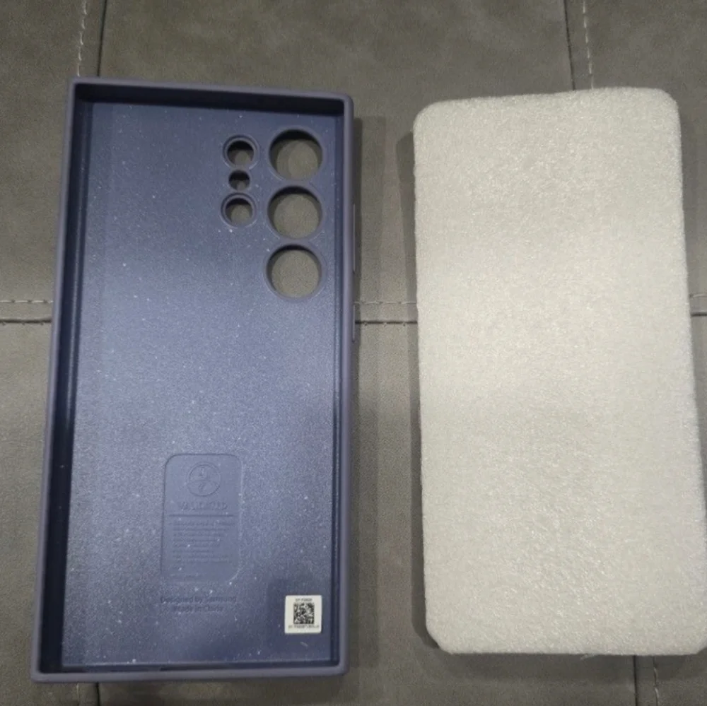 NEW without Box Samsung 24 Ultra Purple Phone Case